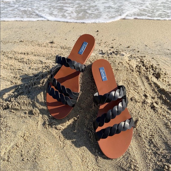 Qupid Shoes - Suns out & so is Sierra ☀️All sizes from 5.5-10